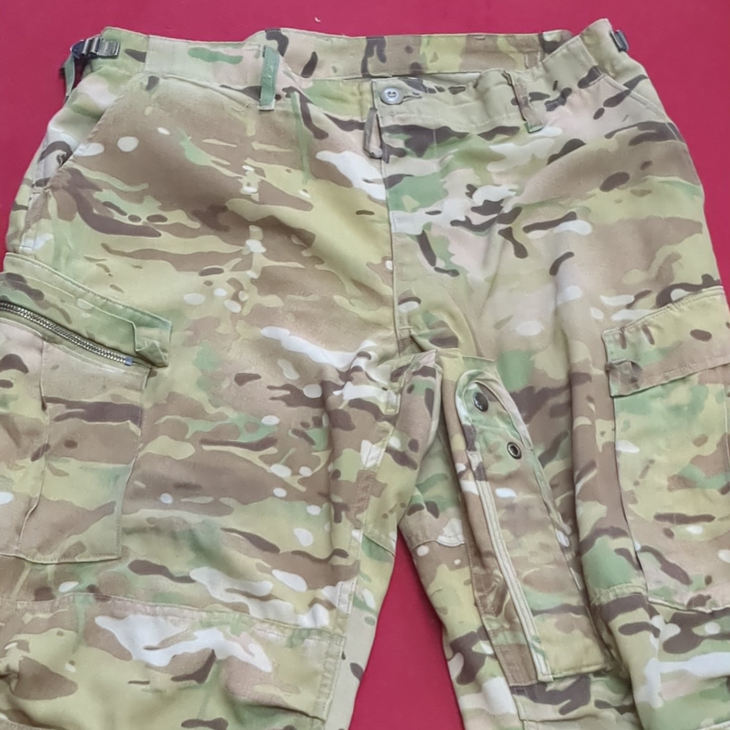 SET of US Army Flight Large Short Combat Aircrew Uniform Top Pants OCP Multicam Good Condition (ocp3- fa17-SEP50)