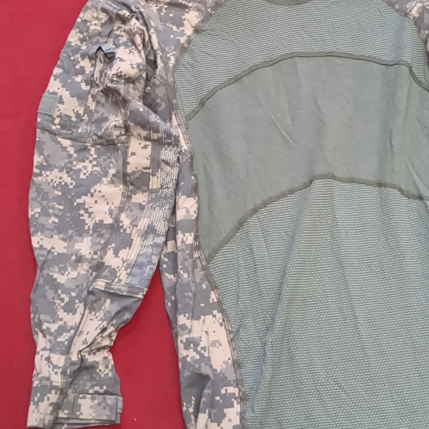 NOS US Army Medium Turtleneck Type 1 Combat ACU Digital FRAC Top Shirt (fb05-MH291)