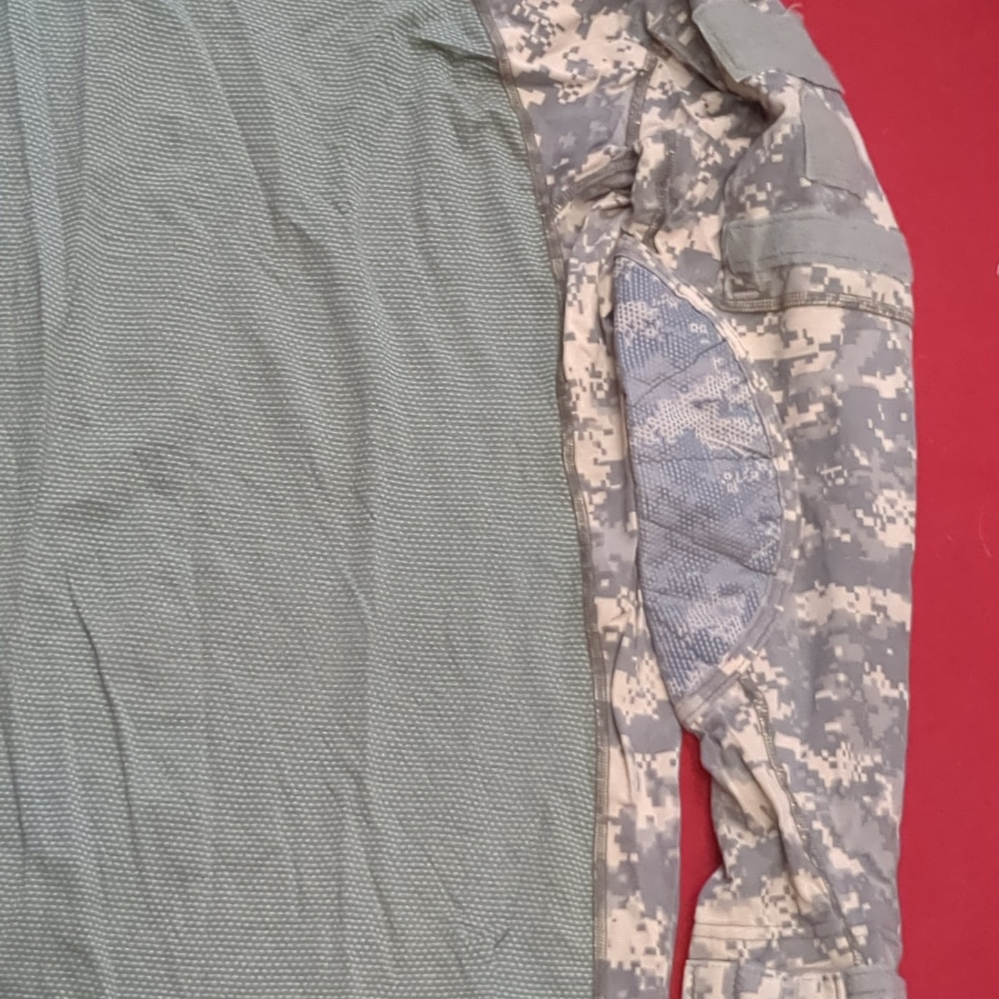 NOS US Army Medium Turtleneck Type 1 Combat ACU Digital FRAC Top Shirt (fb05-MH344)