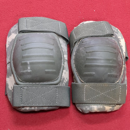 SET of US Army Elbow Pads Ripple ACU UCP Digital Camouflage Good Condition (19g)