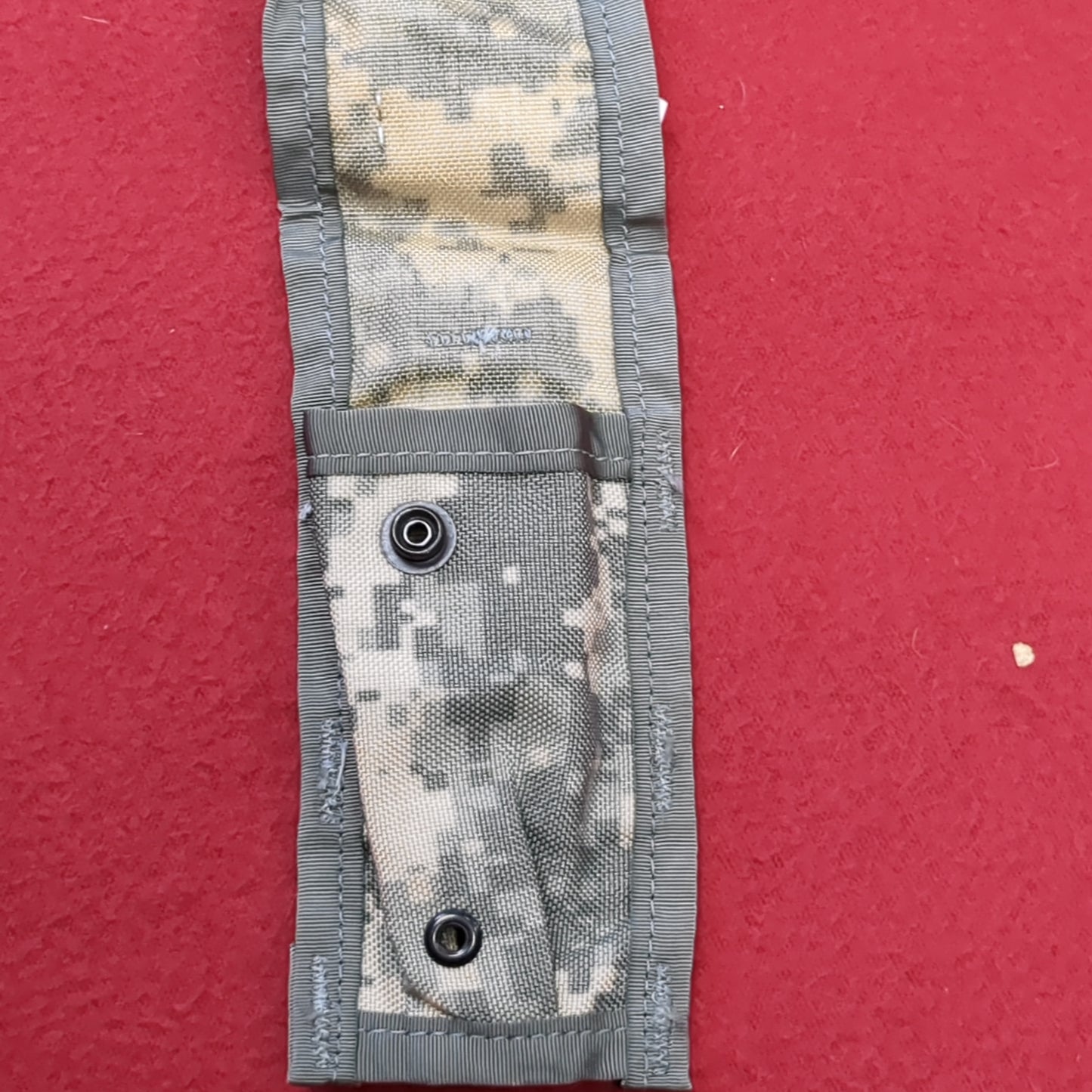 US Army Pistol Magazine Pouch UCP Molle II Good Condition (acu-MH114)