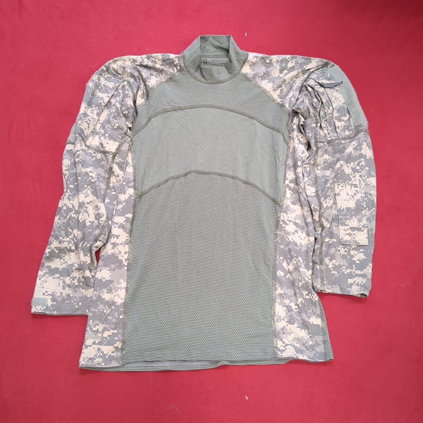 US Army Large Deployment Turtleneck Combat ACU FRAC Top Shirt  Good Condition (fb11-g230)