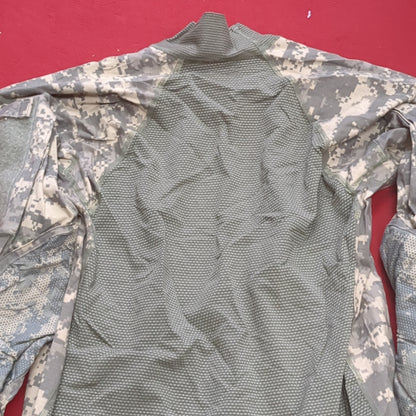 US Army Large ACU Deployment Combat Top Shirt Good (fb11-g204)