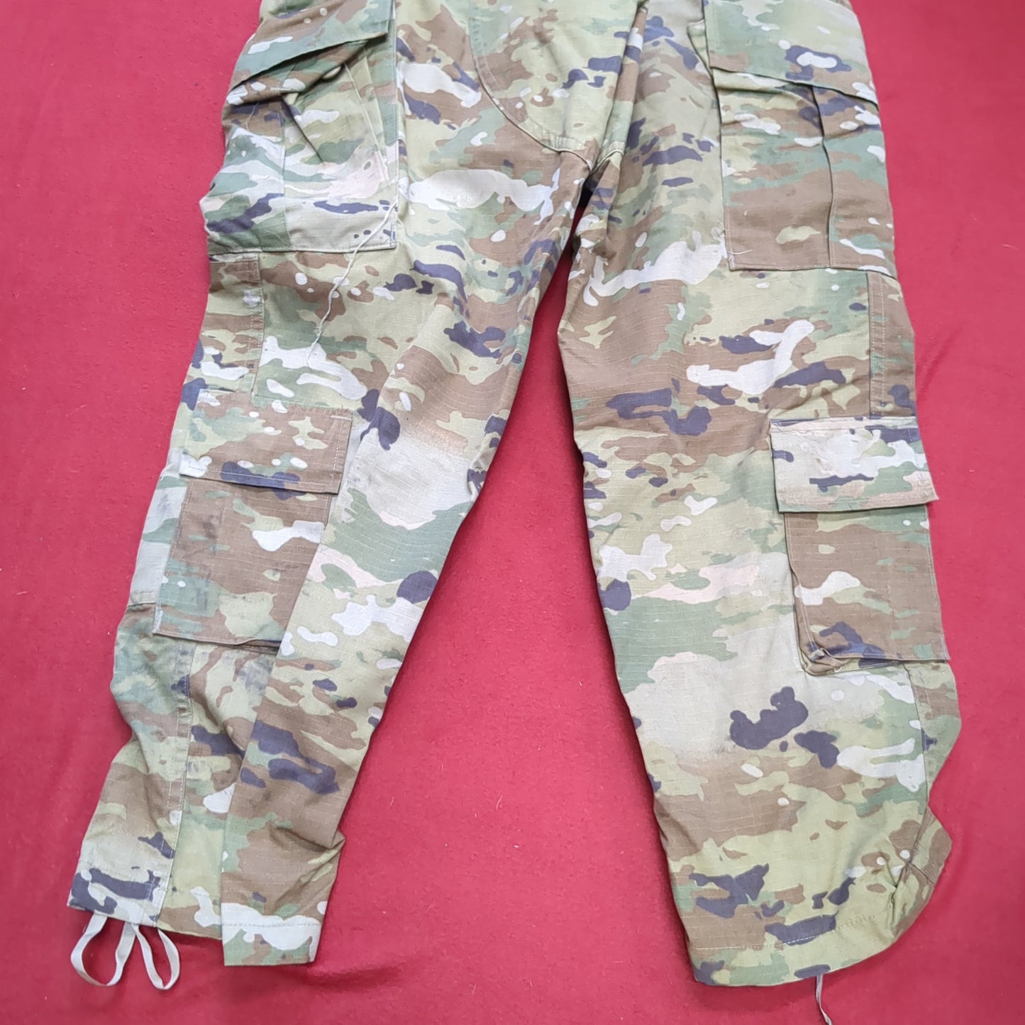 NOS SET of US Army Medium Short Multicam Frac Uniform Top Pants Air Force Used (fc06-YAM11)