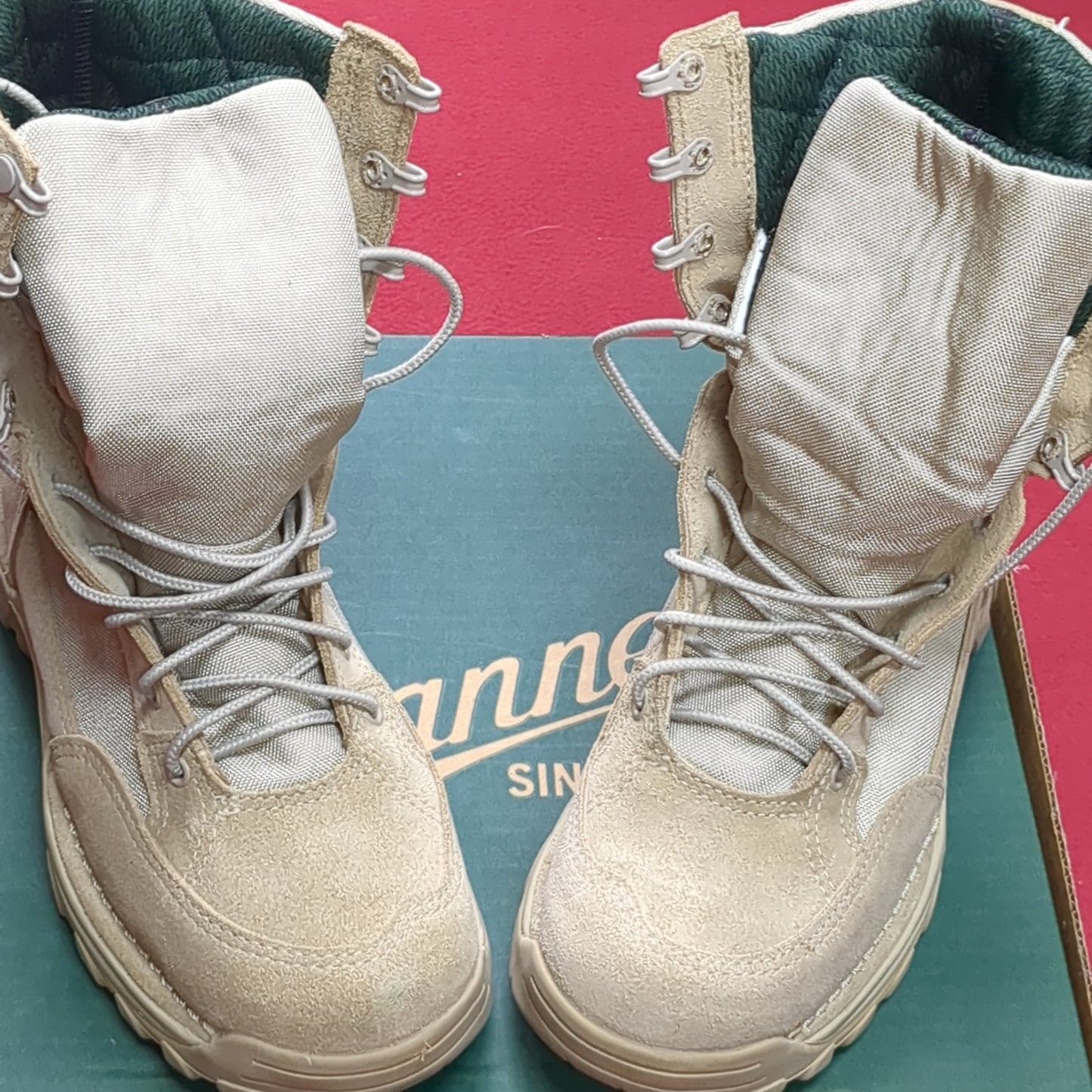 USGI W Rivot TFX 8 Tan 400G GTX Thin Goretex Danner Boots Size : 8 Excellent Condition (ws-OCT56)