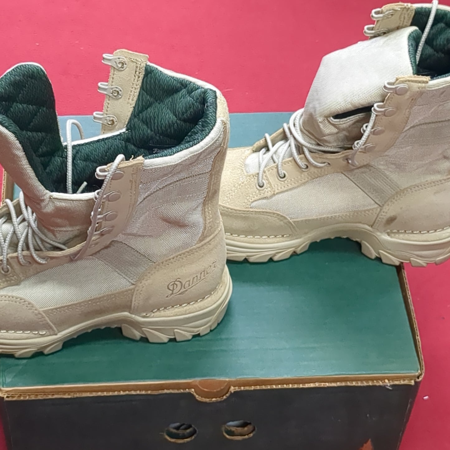 USGI W Rivot TFX 8 Tan 400G GTX Thin Goretex Danner Boots Size : 8 Excellent Condition (ws-OCT56)