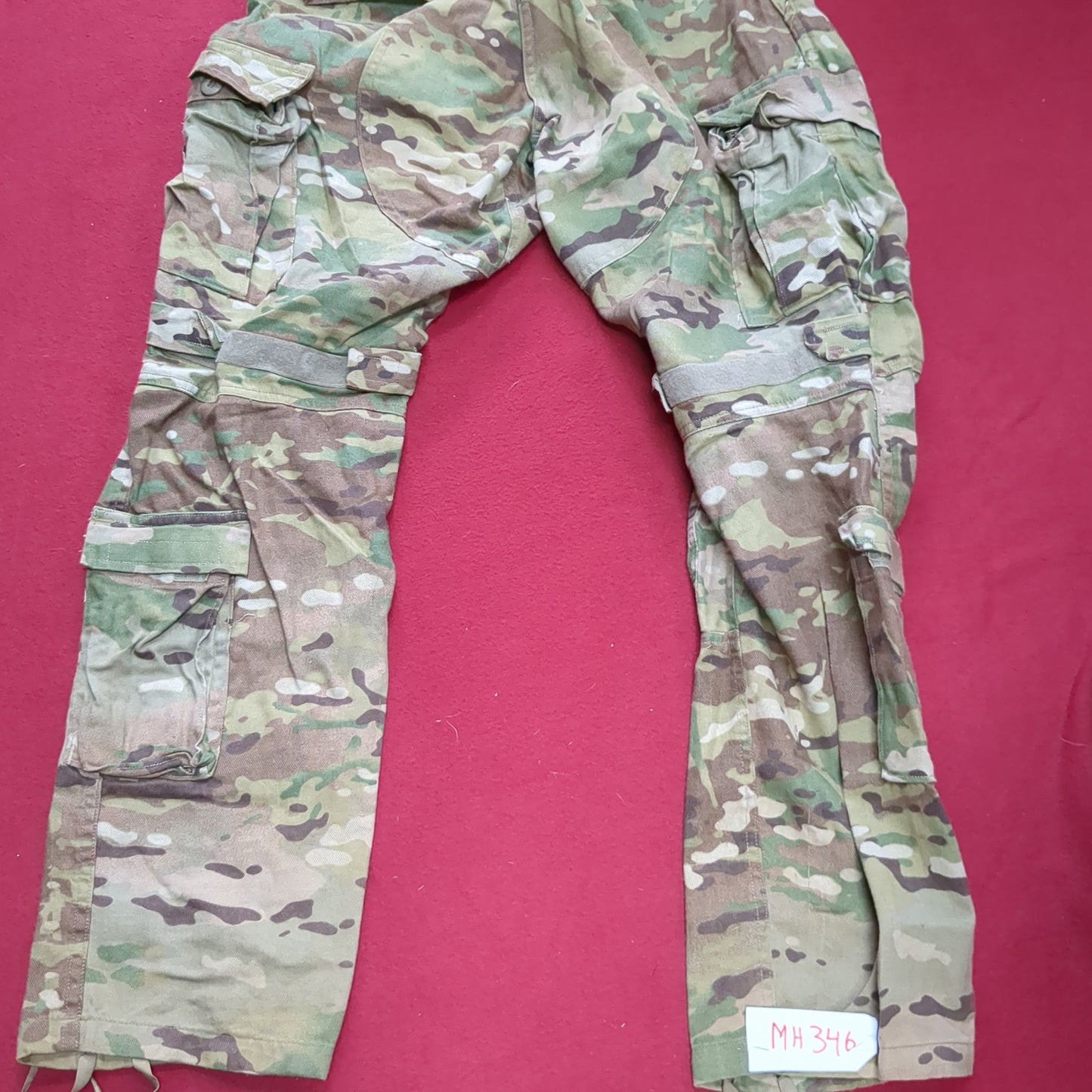 US Army Small Long Combat OCP Multicam FRAC Pants w/ Knee Pads Excellent condition (ocp1- fa19-MAR99)