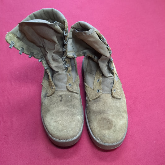 US Army 10.5W Standard Issue Hot Weather Combat Boots Coyote Used (a09- DC14-NOV77)