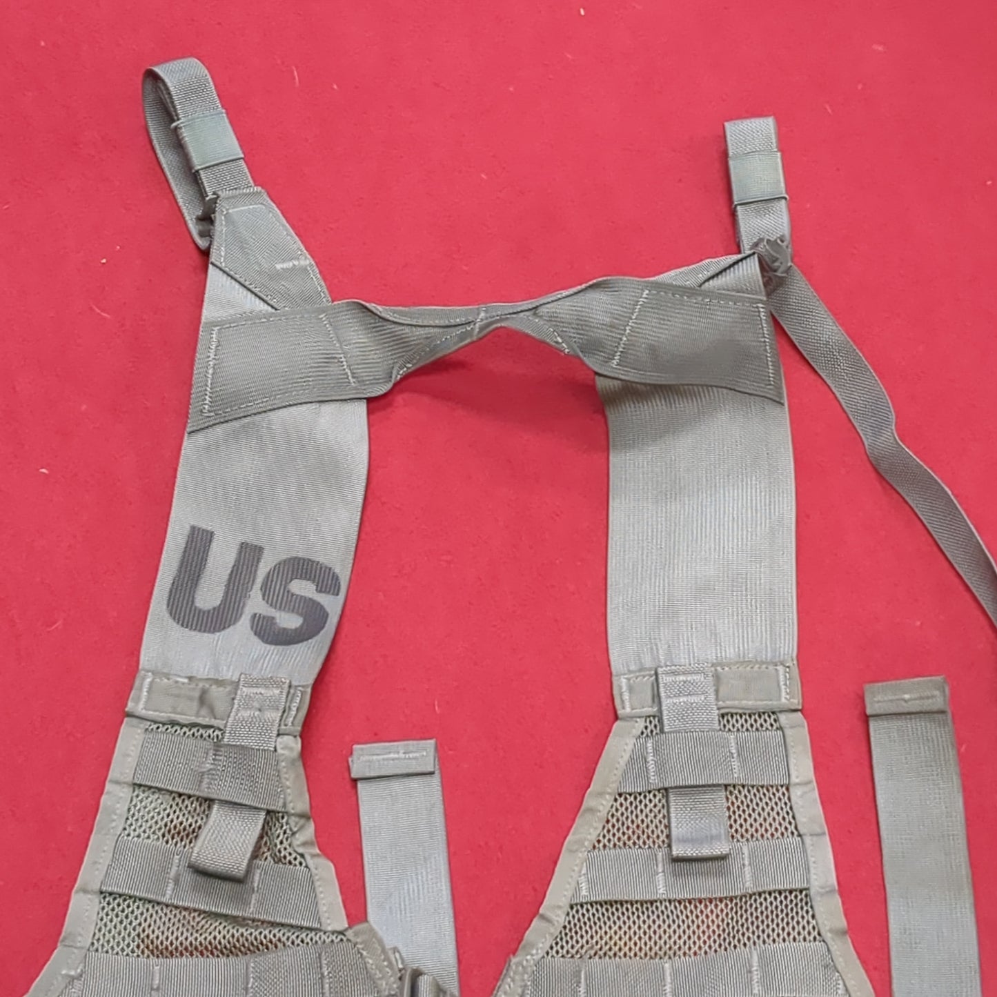 US Army ACU UCP Fighting Load Carrier Molle II Used (eb10-NOV275)