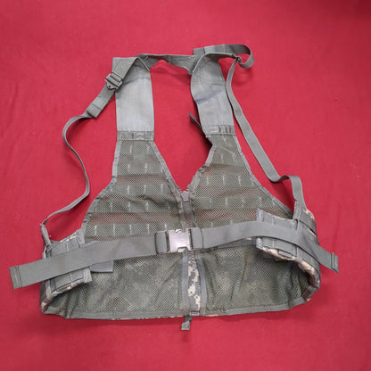 US Army ACU UCP Fighting Load Carrier Molle II Used (eb10-NOV275)