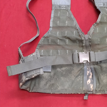 US Army ACU UCP Fighting Load Carrier Molle II Used (eb10-NOV275)