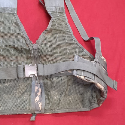 US Army ACU UCP Fighting Load Carrier Molle II Used (eb10-NOV275)