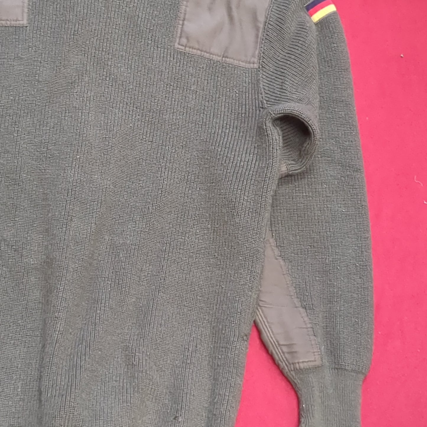 German Military Sweater Pull Over German Flag. Size 50 Excellent Condition (aa13-NOV276)