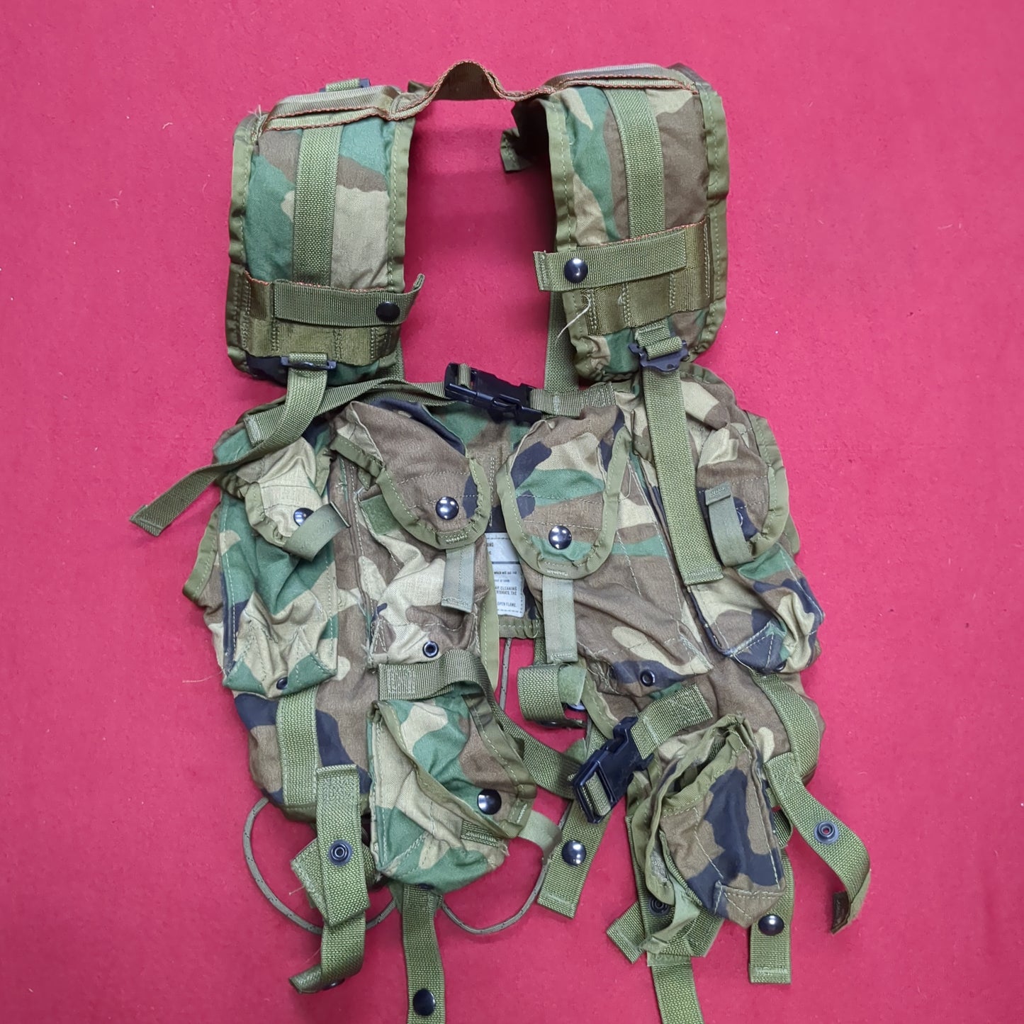 US Army Military Woodland Camouflage Enhanced Tactical Fighting Load Carrier  FLC W/ Pouches 0321 Excellent Condition (lbv-NOV286)