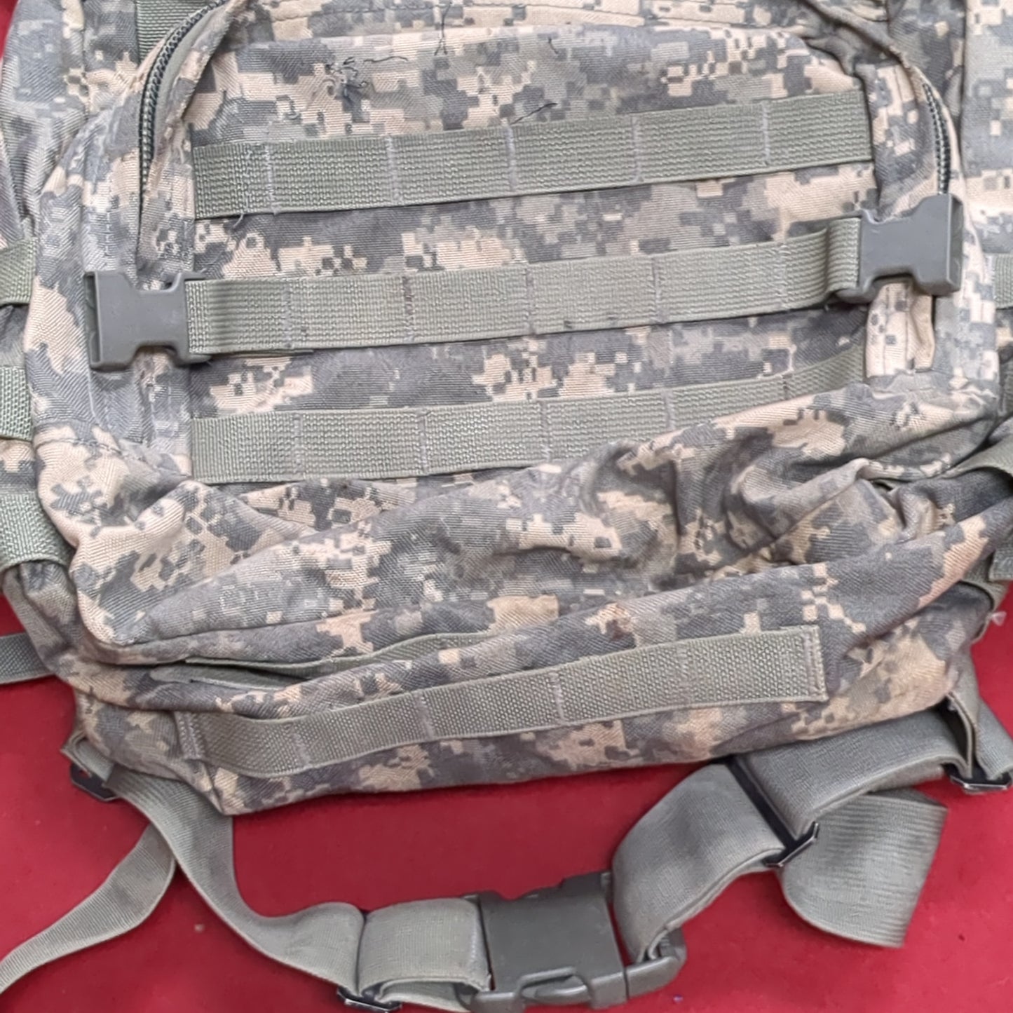 Spec Ops T.H.E. Tactical Military Backpack Pack Digital UCP/ACU Excellent Condition (gsk5-NOV298)