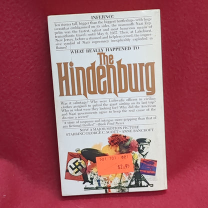 BOOK - THE HINDENBURG: WRITTEN BY MICHAEL MACDONALD MOONEY (ILLUSTRATED WITH PHOTOGRAPHS) DECEMBER 1975   (BOX36)