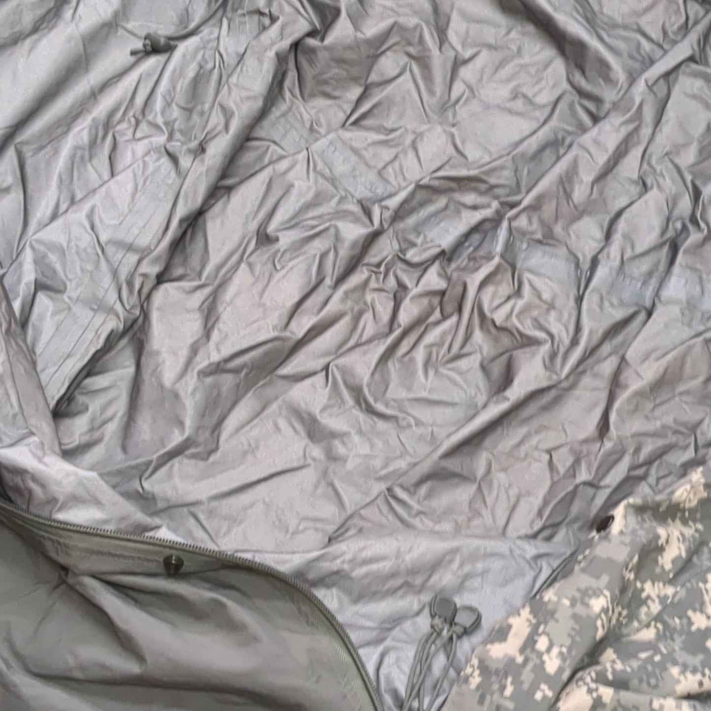 US Army Waterproof Bivy Sleeping Bag Cover ACU Digital UCP (fb09-DEC160)