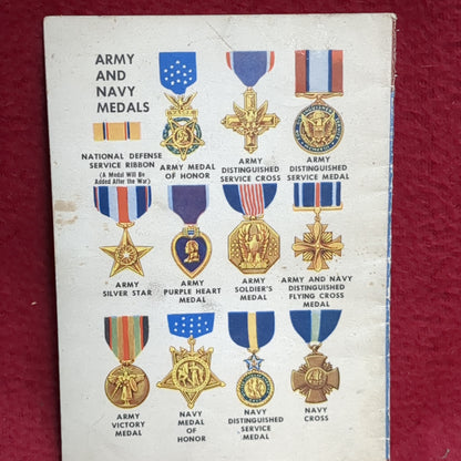 BOOK  -  A POCKET REFERENCE GUIDE: ARMY-FAVY-MARINE CORPS INSIGNIA: SUPPLEMENT TO THE MARCH 1943 READER'S DIGEST: REPRODUCED  BY PERMISSION FROM NEWSWEEK MAGAZINE   (BOX40)