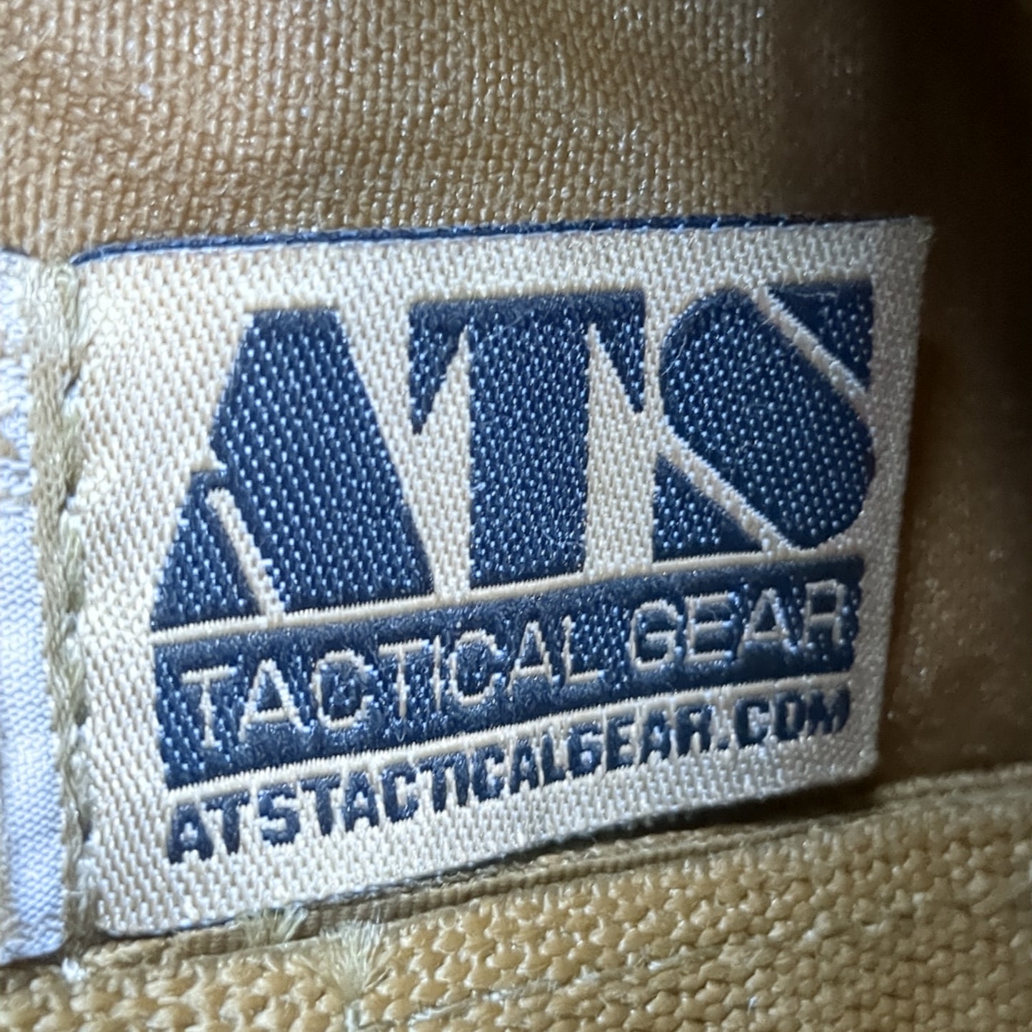 ATS Tactical Gear Coyote Molle 50oz Hydration Carrier Good Condition (32CR-JAN12)