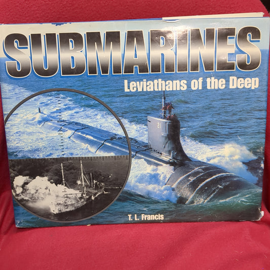 BOOK   SUBMARINES: LEVIATHANS OF THE DEEP  (BOX42)