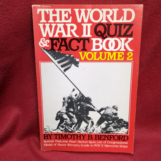 BOOK        THE WORLD WAR 2 QUIZ FACT BOOK VOL. 2 (BOX46)