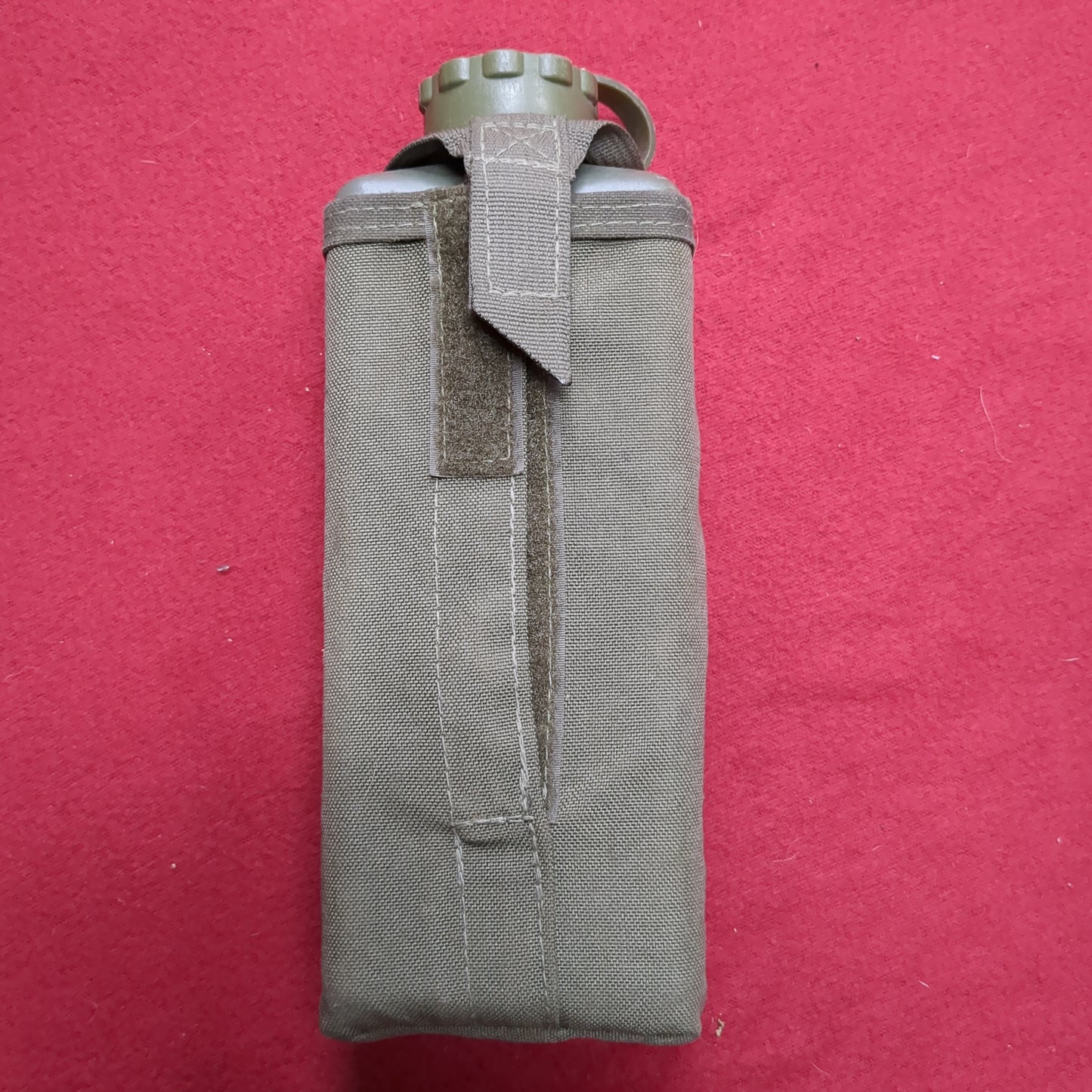 Israeli 1 Liter Plastic Canteen w/ Cover IDF Marked Good Condition (03s-JAN99)