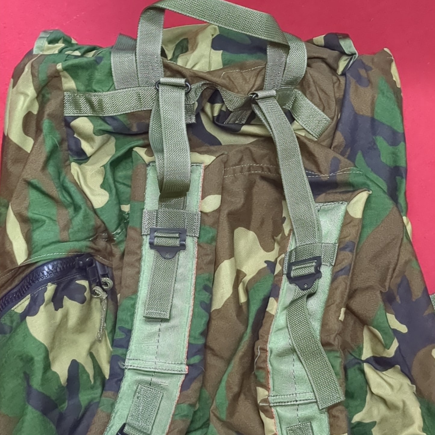 '96 BDU Large Equipment Bag Rucksack & Sleeping Bag Carrier Excellent Condition (gtt-JAN193)