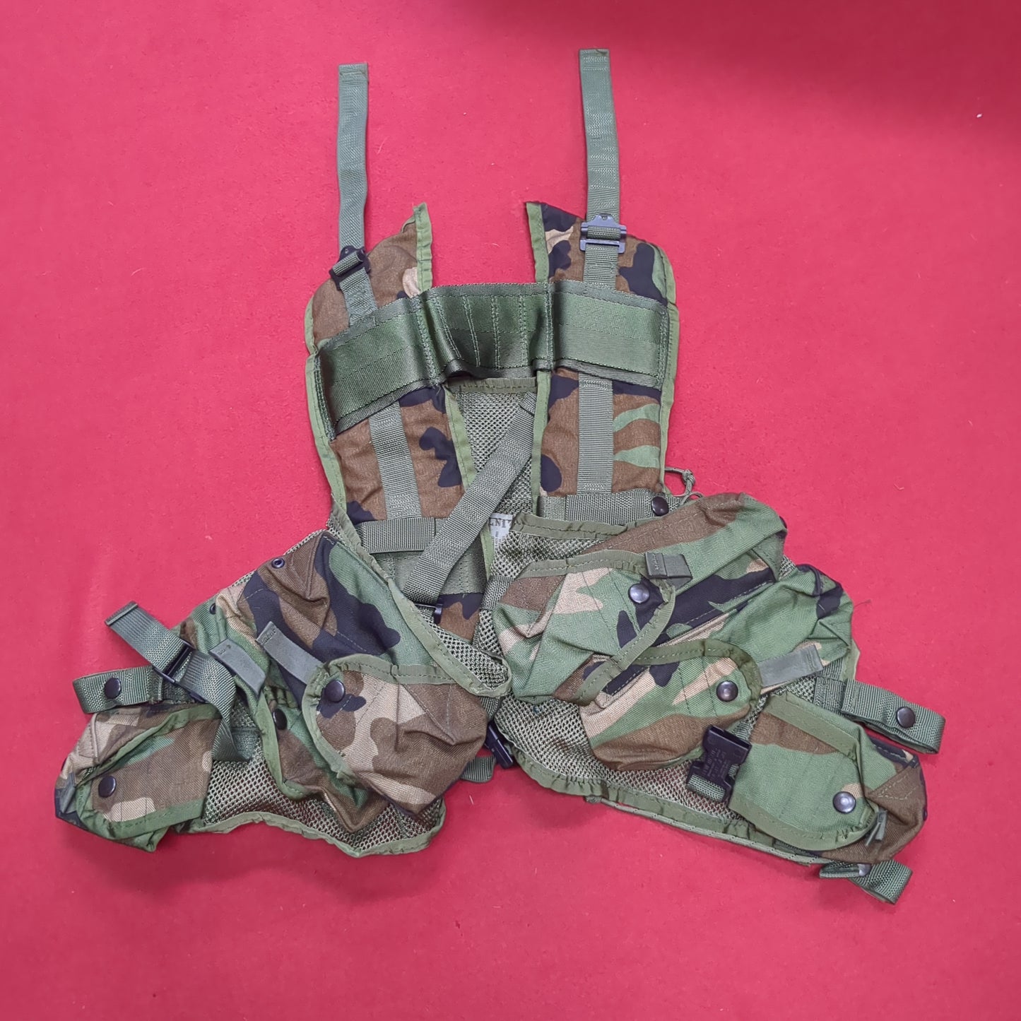 US Army Military Woodland Camouflage Enhanced Tactical Fighting Load Carrier  FLC W/ Pouches Good Condition (lbv3-FEB11)