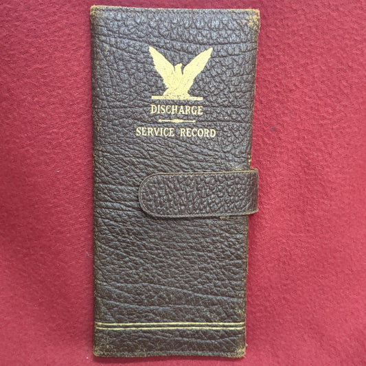 WW2 US Honorable Discharge Service Record Certificate Leather Folder Case  (manual-FEB136)