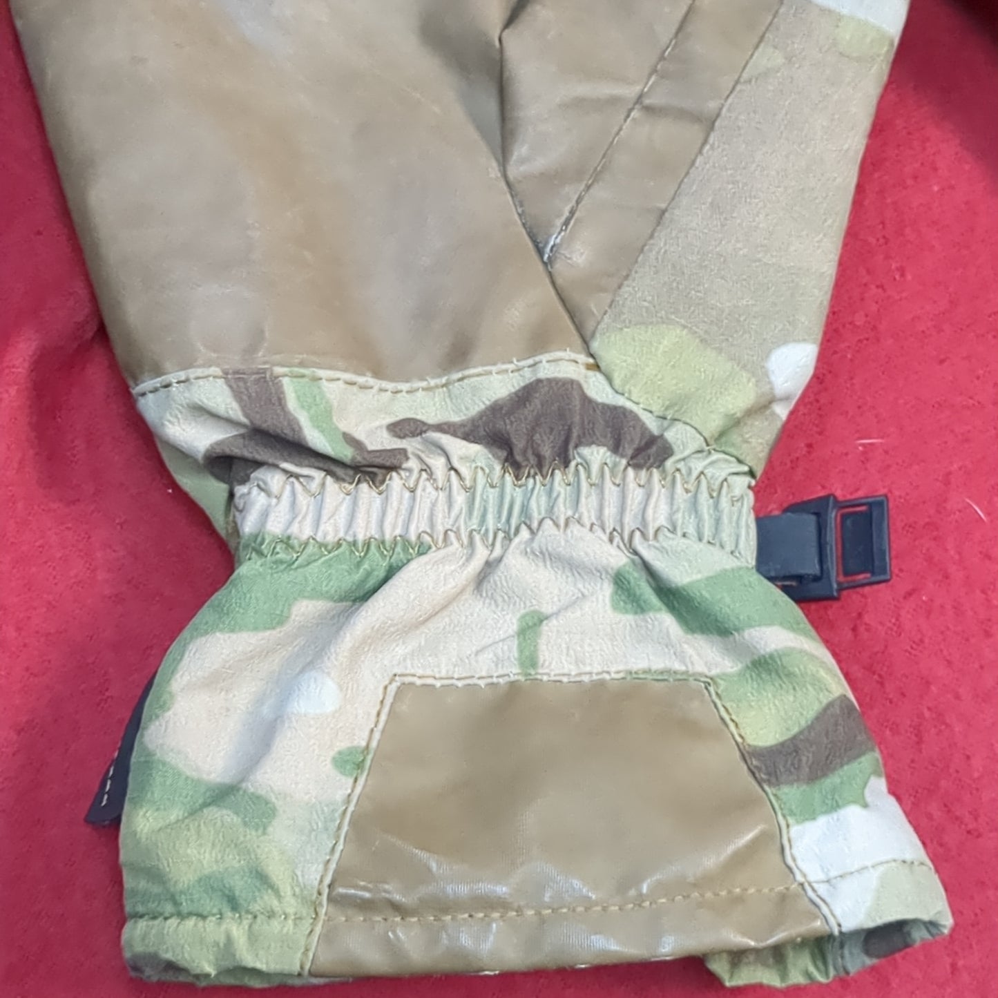 Outdoor Research Poseidon Gloves MultiCam Used (40cr- cb2-MAR63)