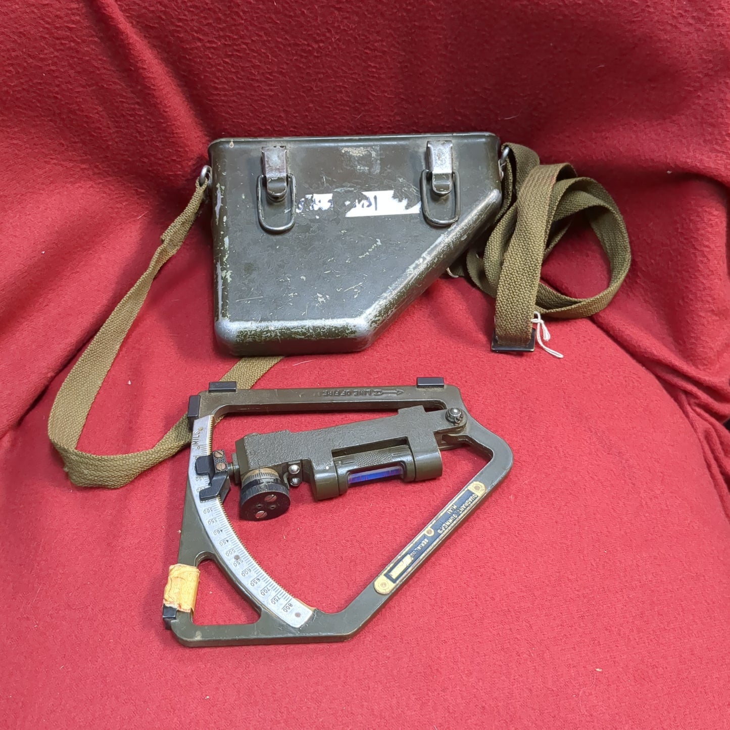 US Military M1A1 Gunners Quadrant w/ M82 Metal Carrying Case  (gsk2-MAR69)