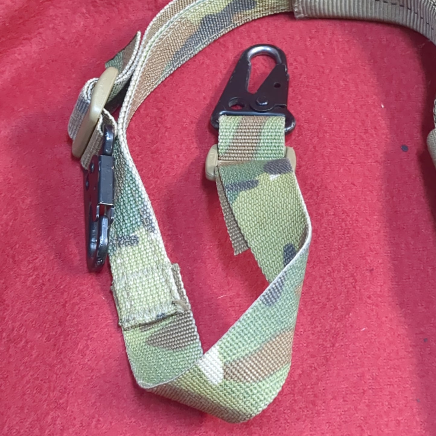 US Military MultiCam 2 Point Sling Used (25o- da03-MAR100)