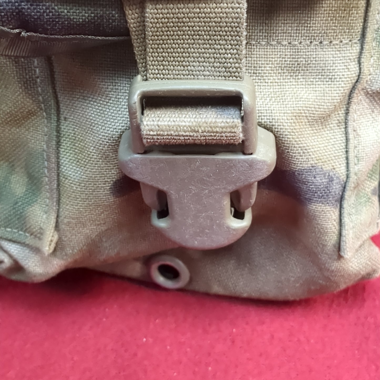 US Army OCP Camouflage Canteen Utility Molle Pouch Used (32CR-ALP10)