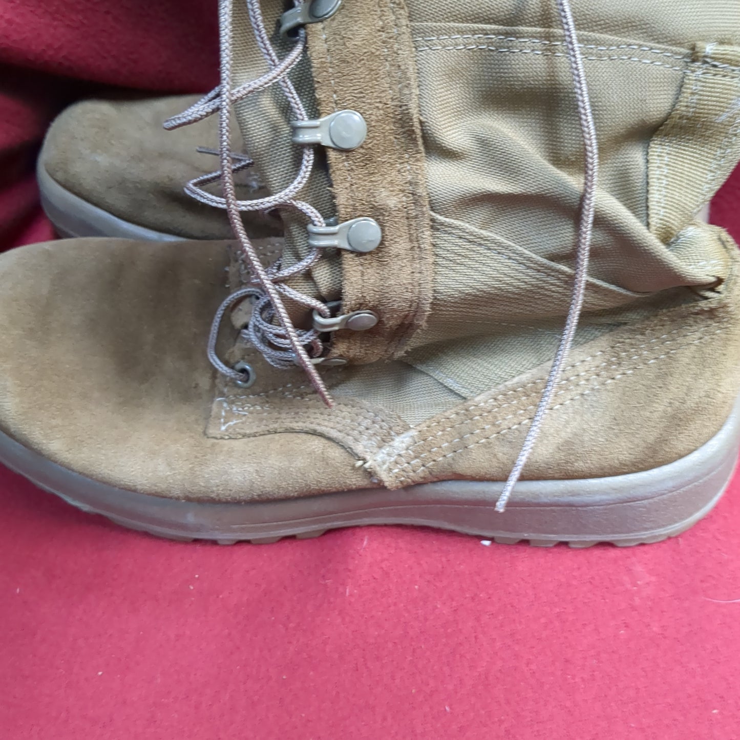 BELLEVILLE Desert Coyote Combat Boots 9.5 R AHWC 18-D-1001 Used (hc02-ALP51)