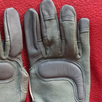 Set of US Army Medium HWI Goatskin Kevlar Hot Weather Combat Gloves Used (40cr- cb2-ALP67)