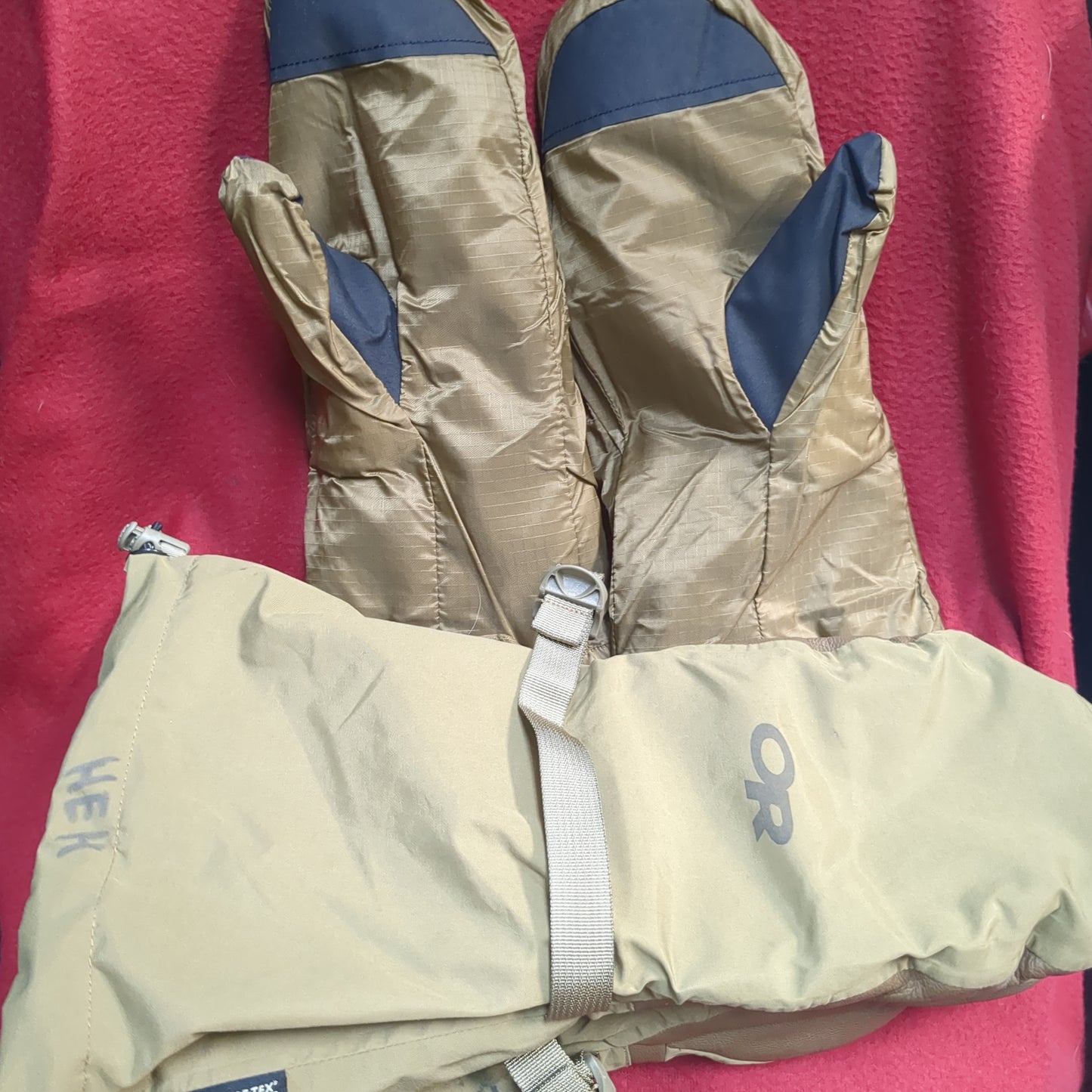 Outdoor Research AGS Firebrand TF Mitts Medium Coyote Excellent Condition (40cr- cb2-YAM03)