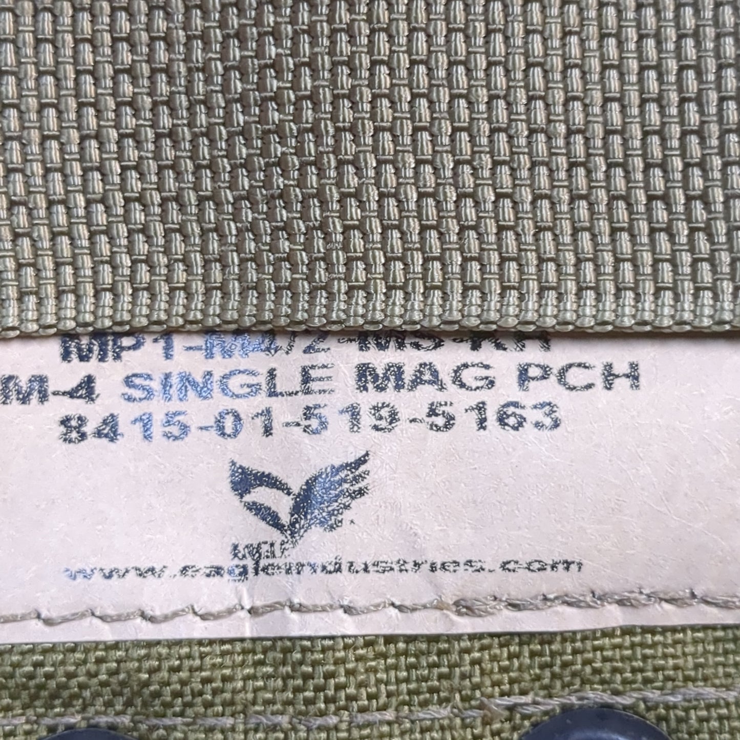 UNUSED Eagle Industries Khaki Molle Single Magazine Pouch (34cr-yam34)