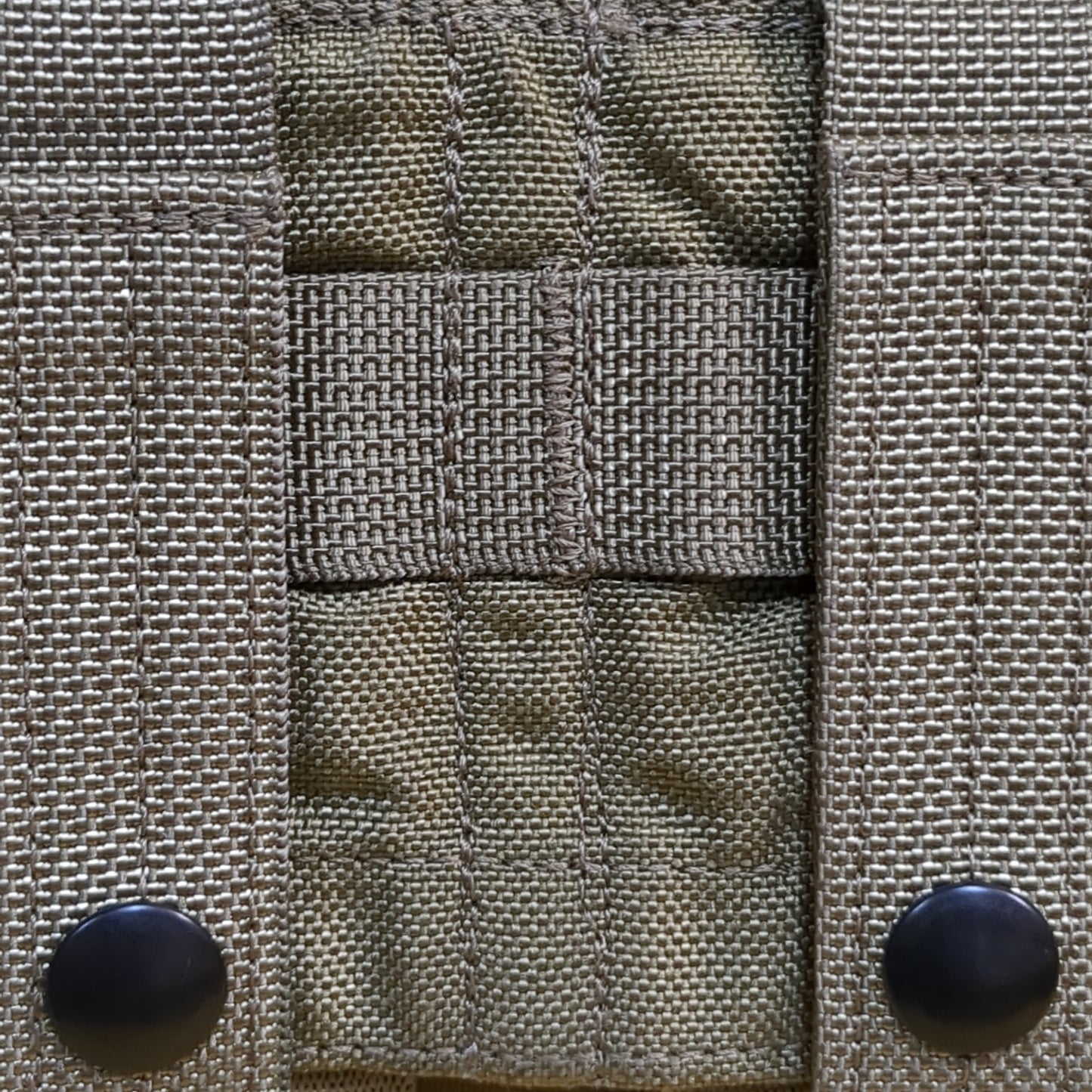 Lot of 2 - Eagle Industries Khaki Molle Double 40MM Pouch (34cr-yam42)