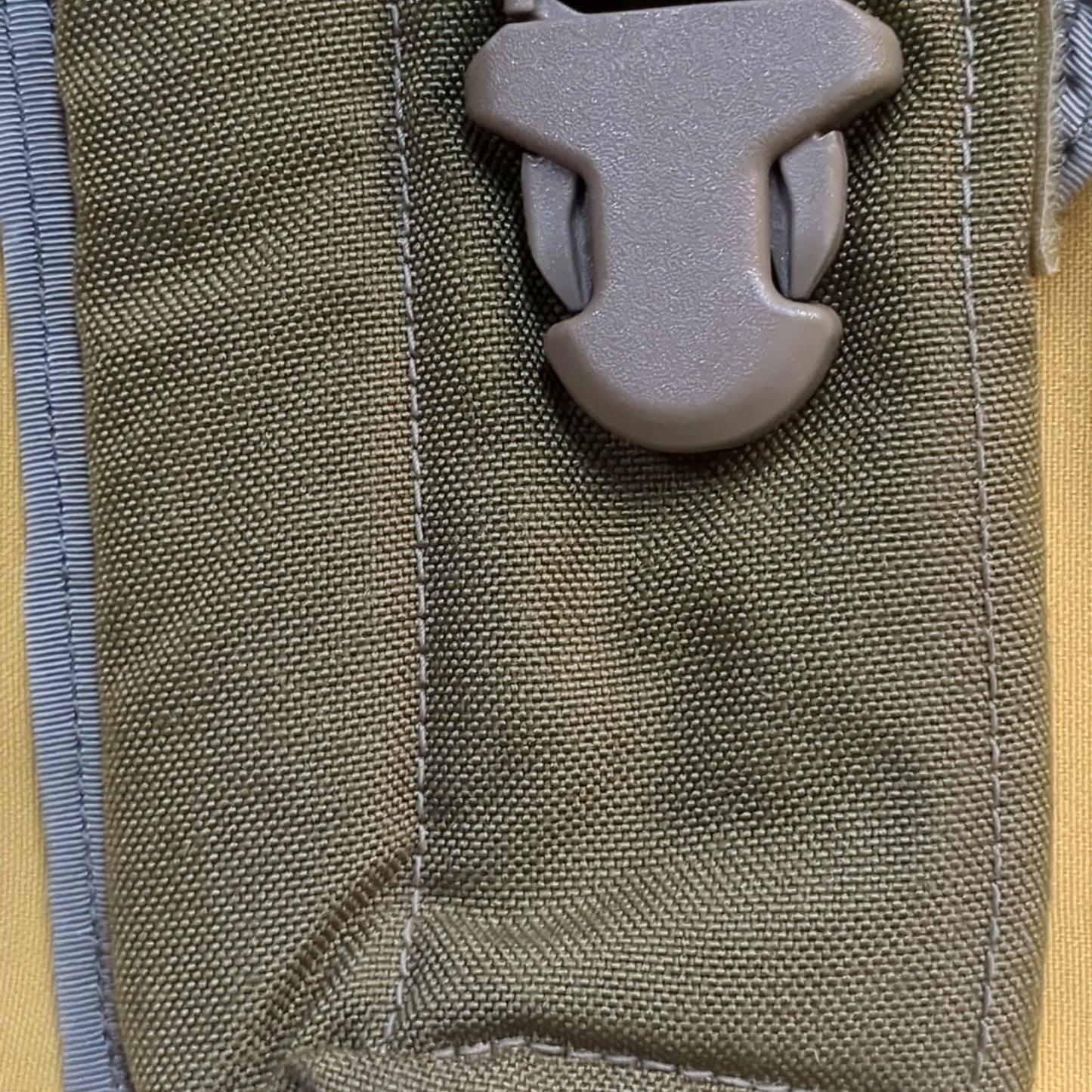 UNUSED Eagle Industries Khaki Molle MBITR Radio Pouch (34cr-yam53)