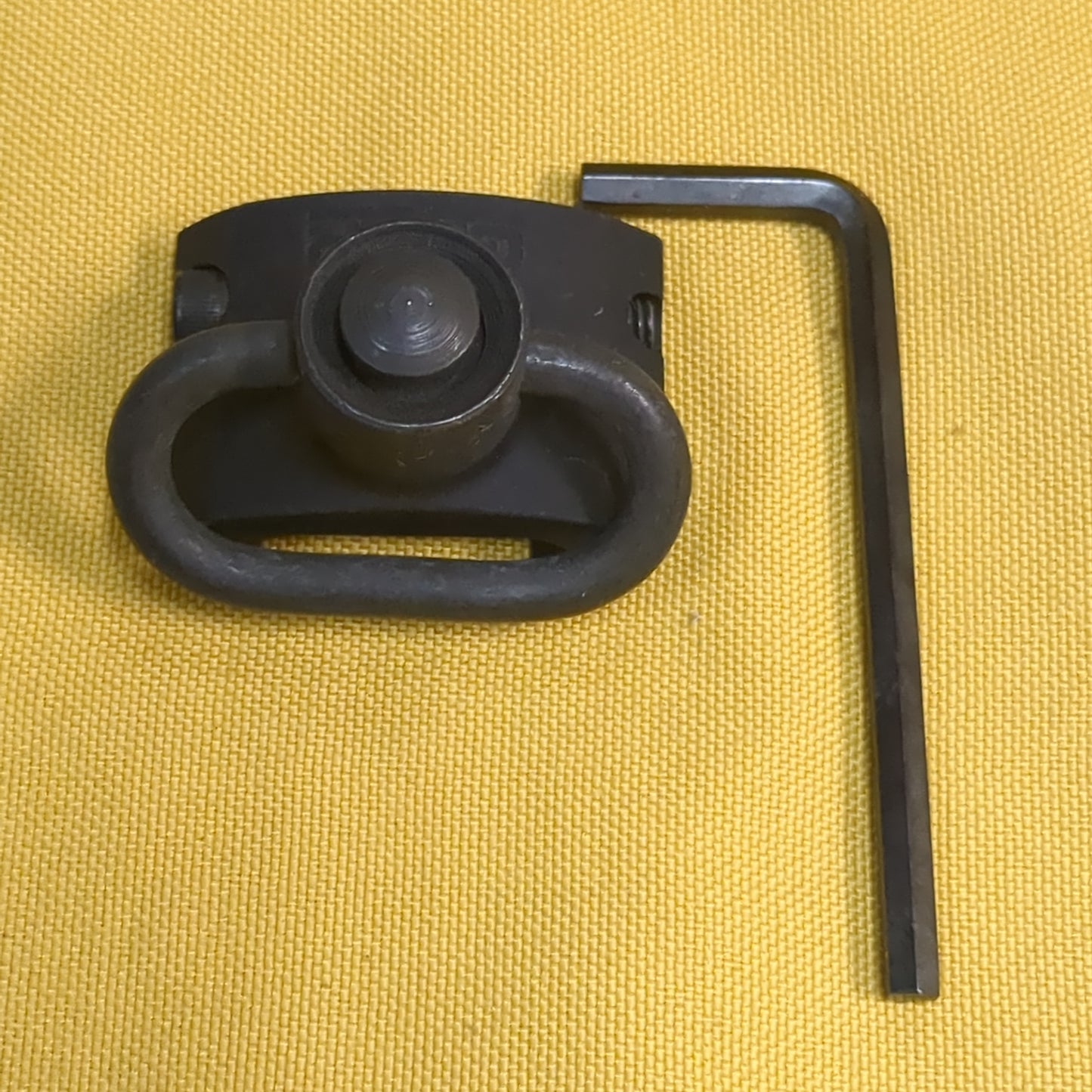 New Gear Sector Rail Mount Sling Adapter with Allen Wrench Swivel (ga-yam16)