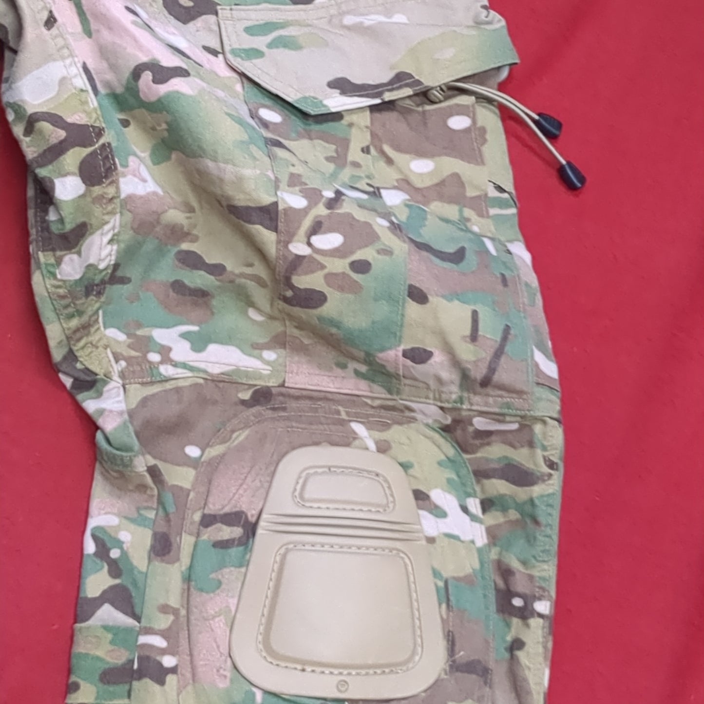 Massiff Large Combat OCP Multicam FRAC Pants w/ Knee Pads Excellent Condition (ocp9- ea05-YAM68)