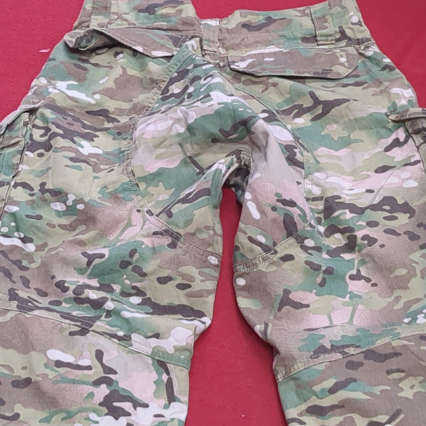 Massiff Large Combat OCP Multicam FRAC Pants w/ Knee Pads Excellent Condition (ocp9- ea05-YAM68)