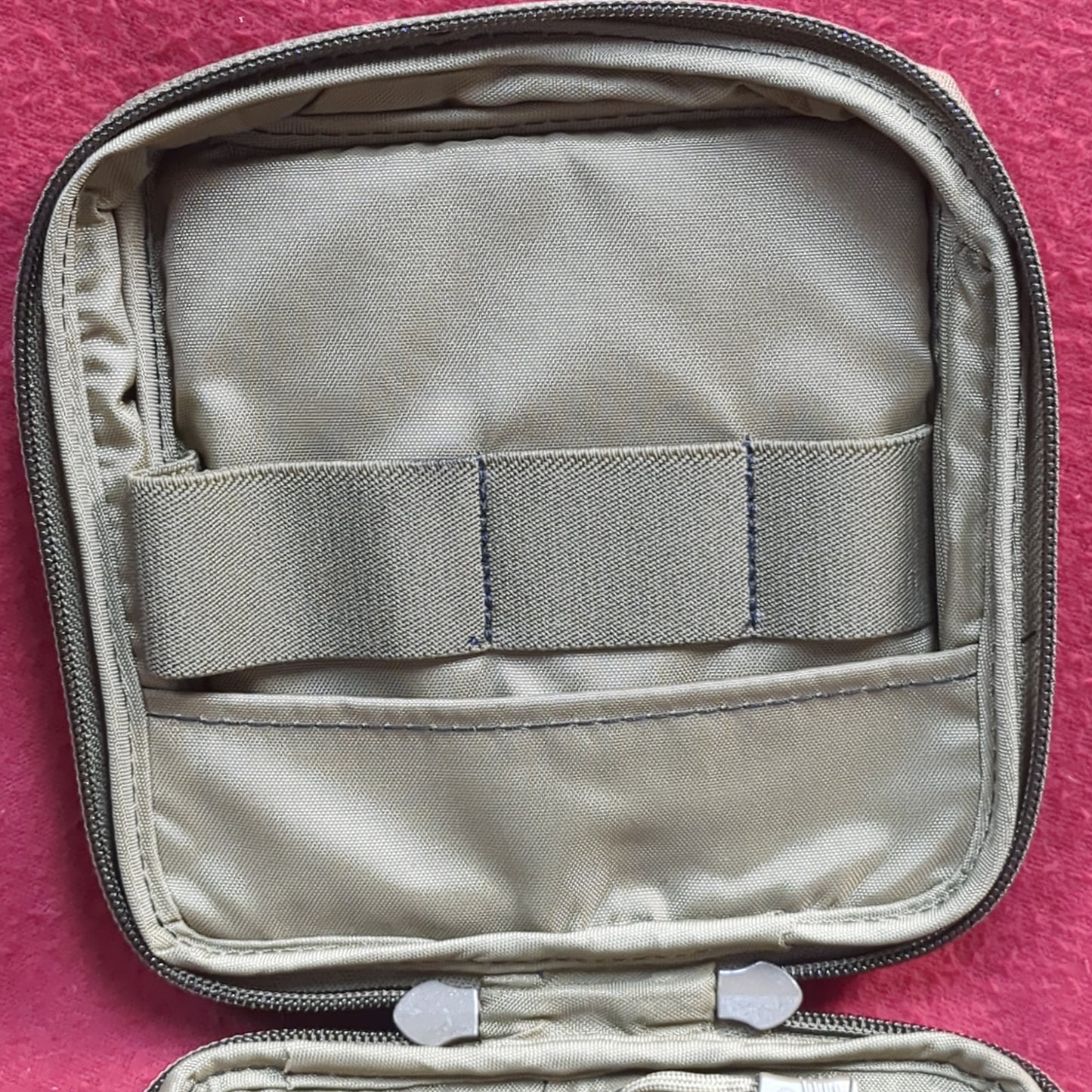 usmc coyote padded case pouch Excellent condition (34cr-yam128)