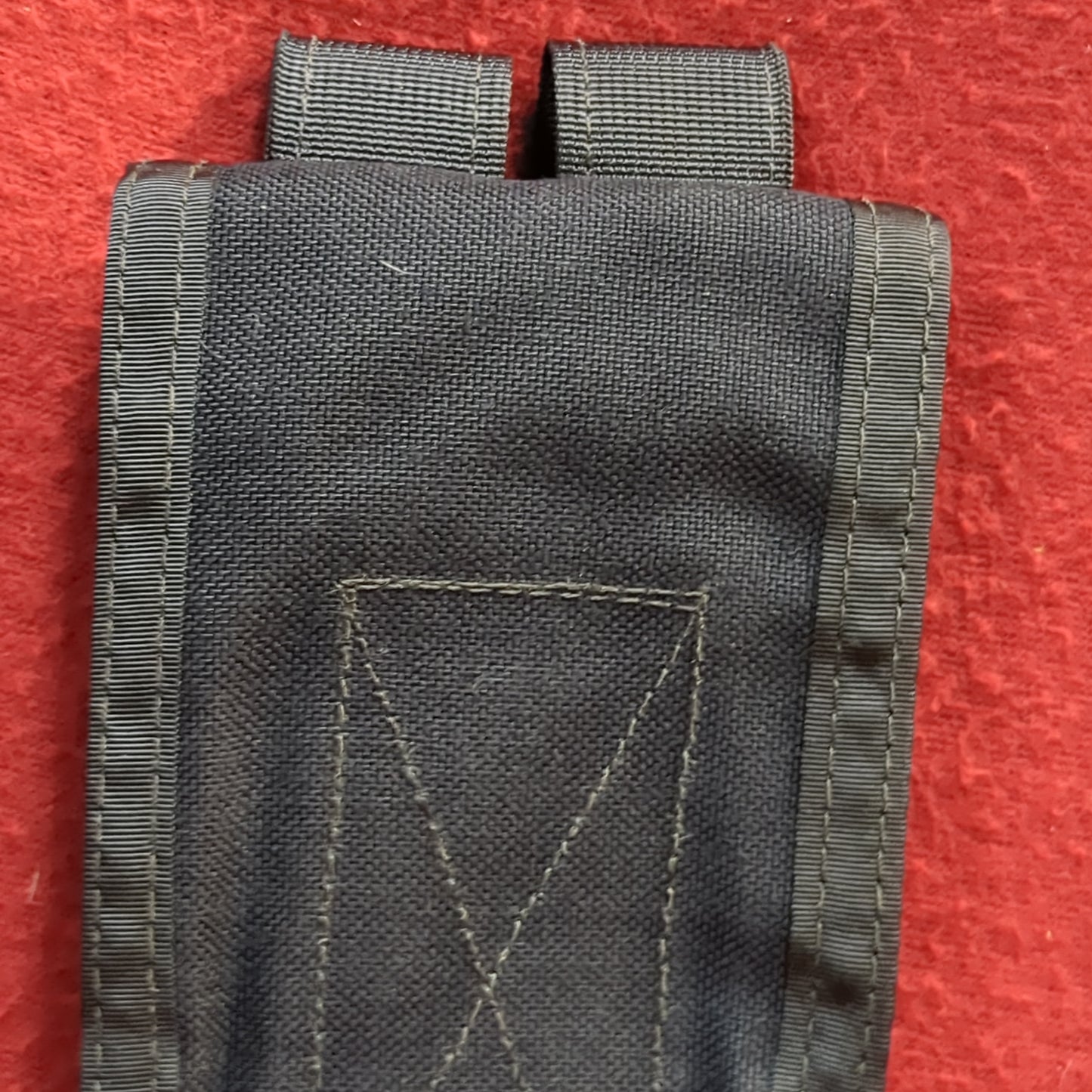 Black double mag pouch molle used  (32cr-yam148)