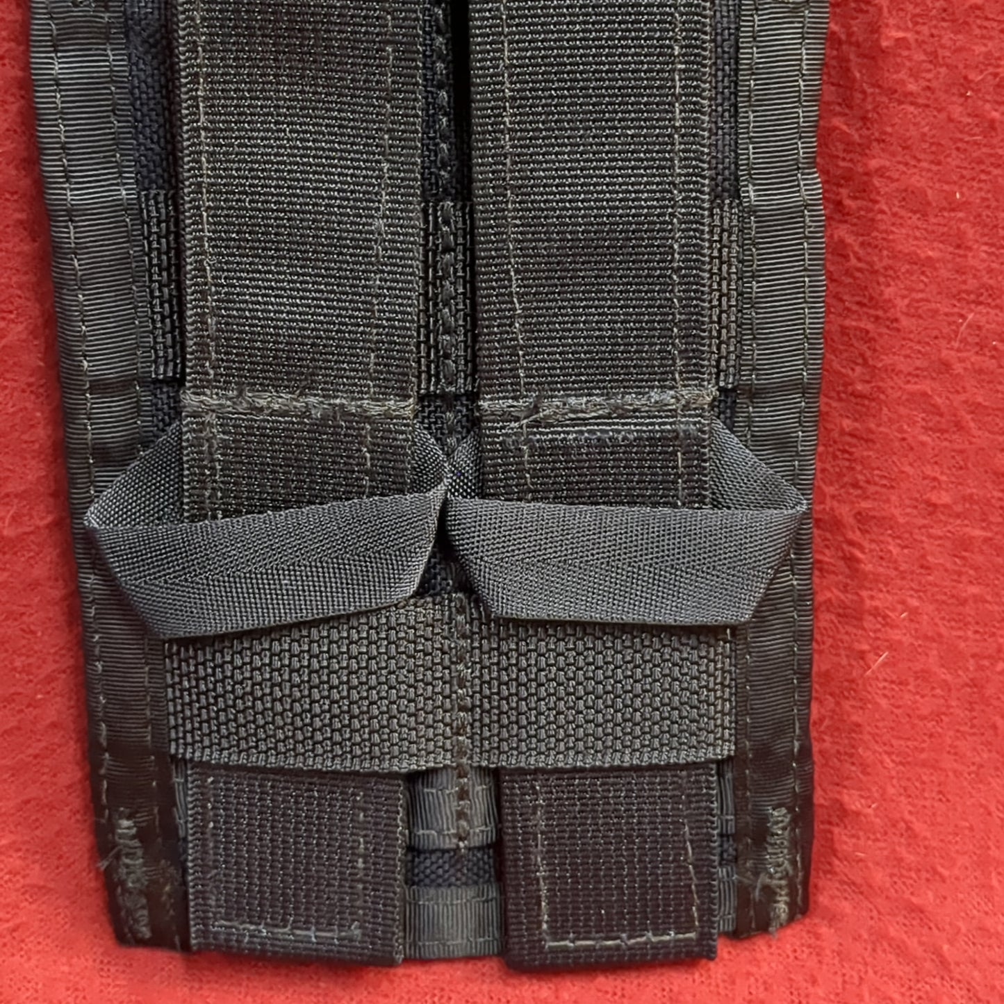 Black double mag pouch molle used  (32cr-yam148)