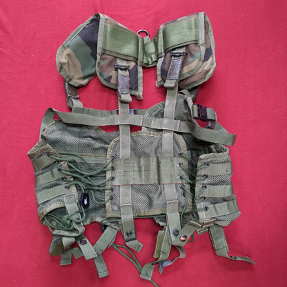 Tactical load bearing medic vest TLBV woodland used (lb4-enu49)