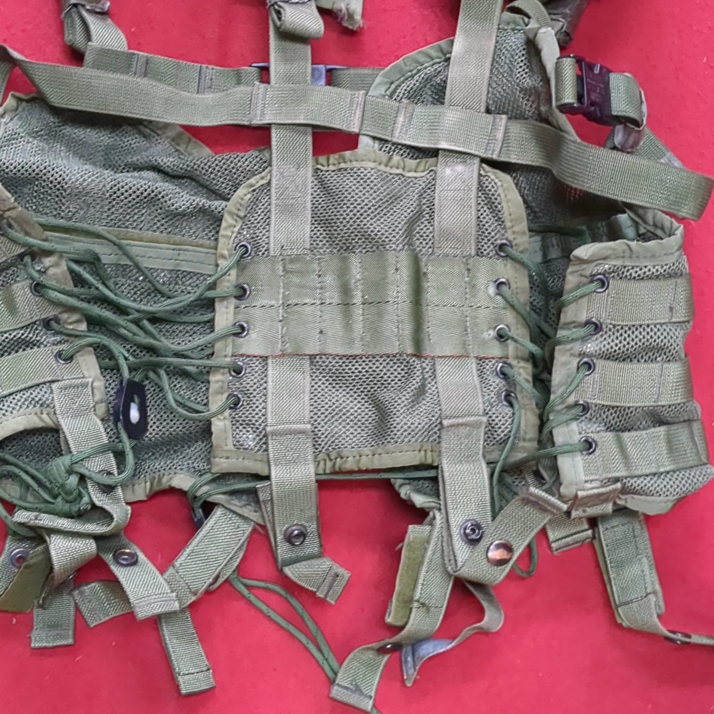 Tactical load bearing medic vest TLBV woodland used (lb4-enu49)