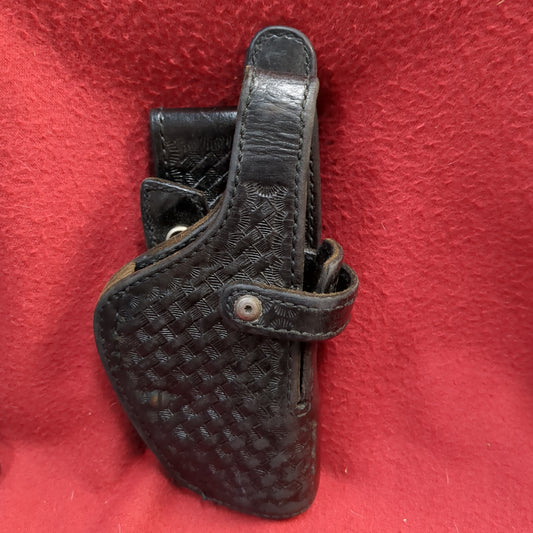 Don hume h746 sh no. 43-4 1/4 black leather holster Used (31cr- ca6-enu53)