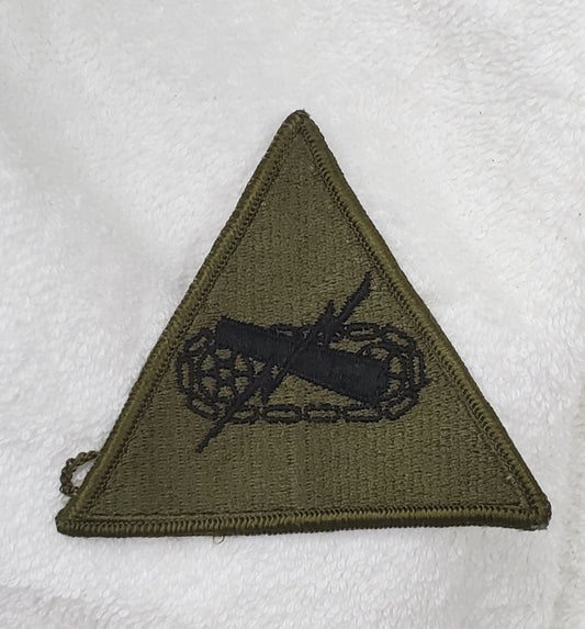 US Army ARMOR SCHOOL Subdued Patch Sew On OD Black (bu09-arm)