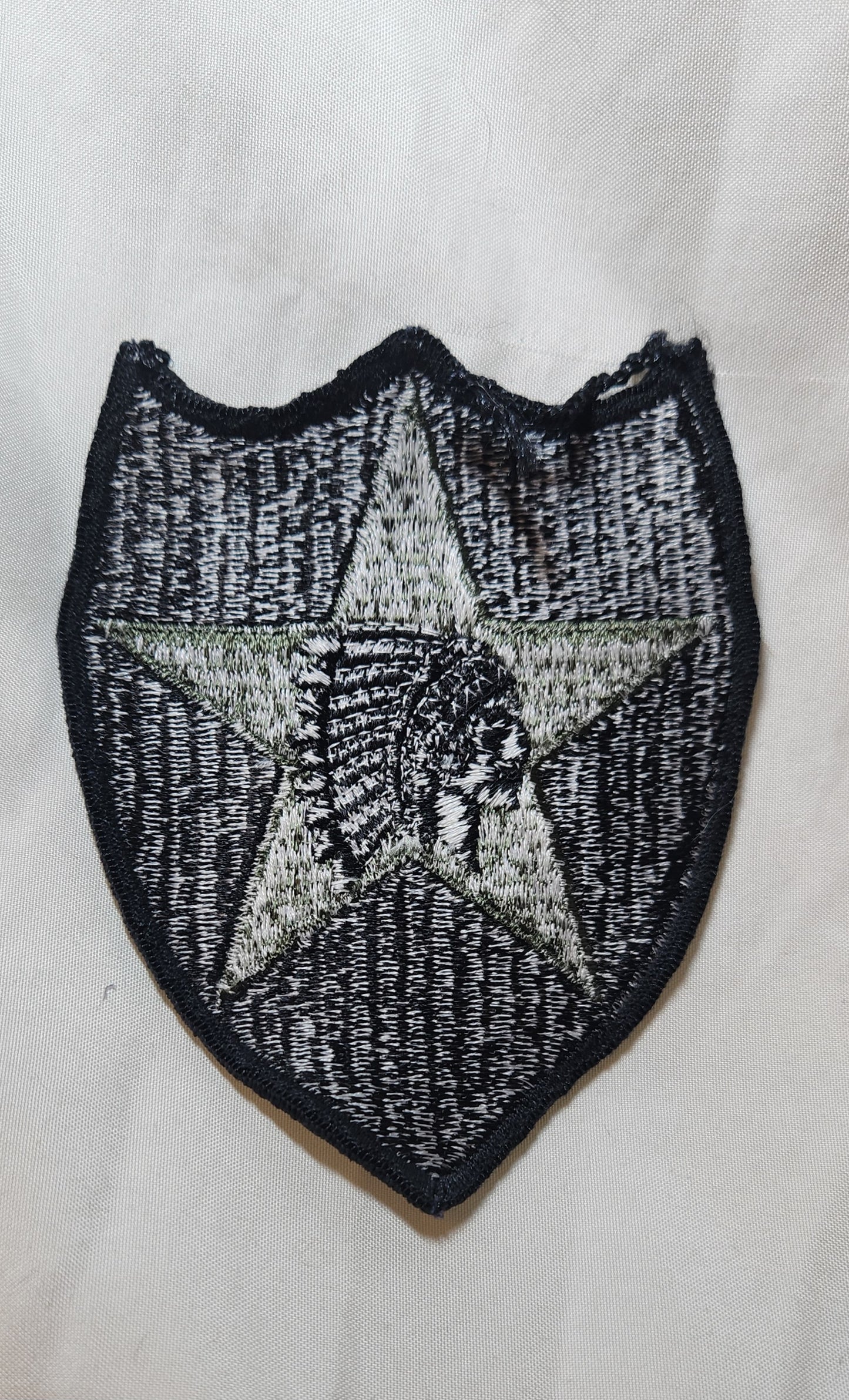 US Army 2nd Infantry Division Patch Sew on Patch Subdued OD Black (bu10-2nd)